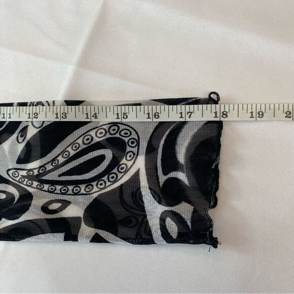 Y2K Clockhouse Black and White Mesh Top Size Small - Picture 12 of 12